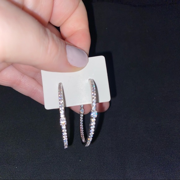 Cubic Zirconia hoop earrings for ladies - Picture 5 of 5